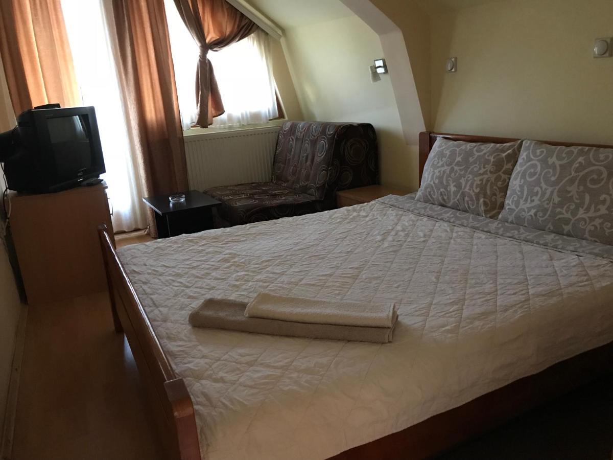 Zormaris-M Hotel Vranje Buitenkant foto
